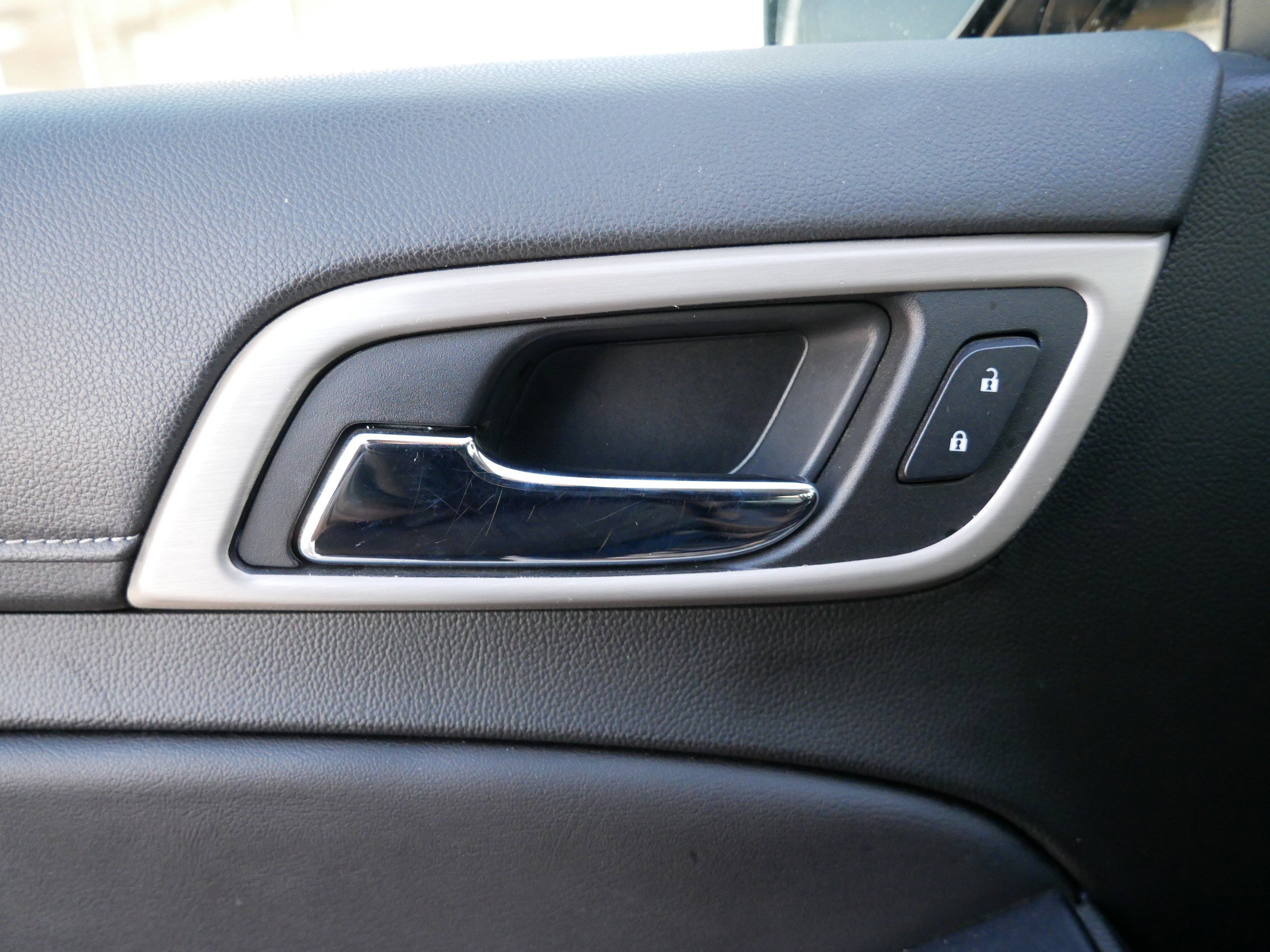 Used 2020 GMC Yukon Denali image 15