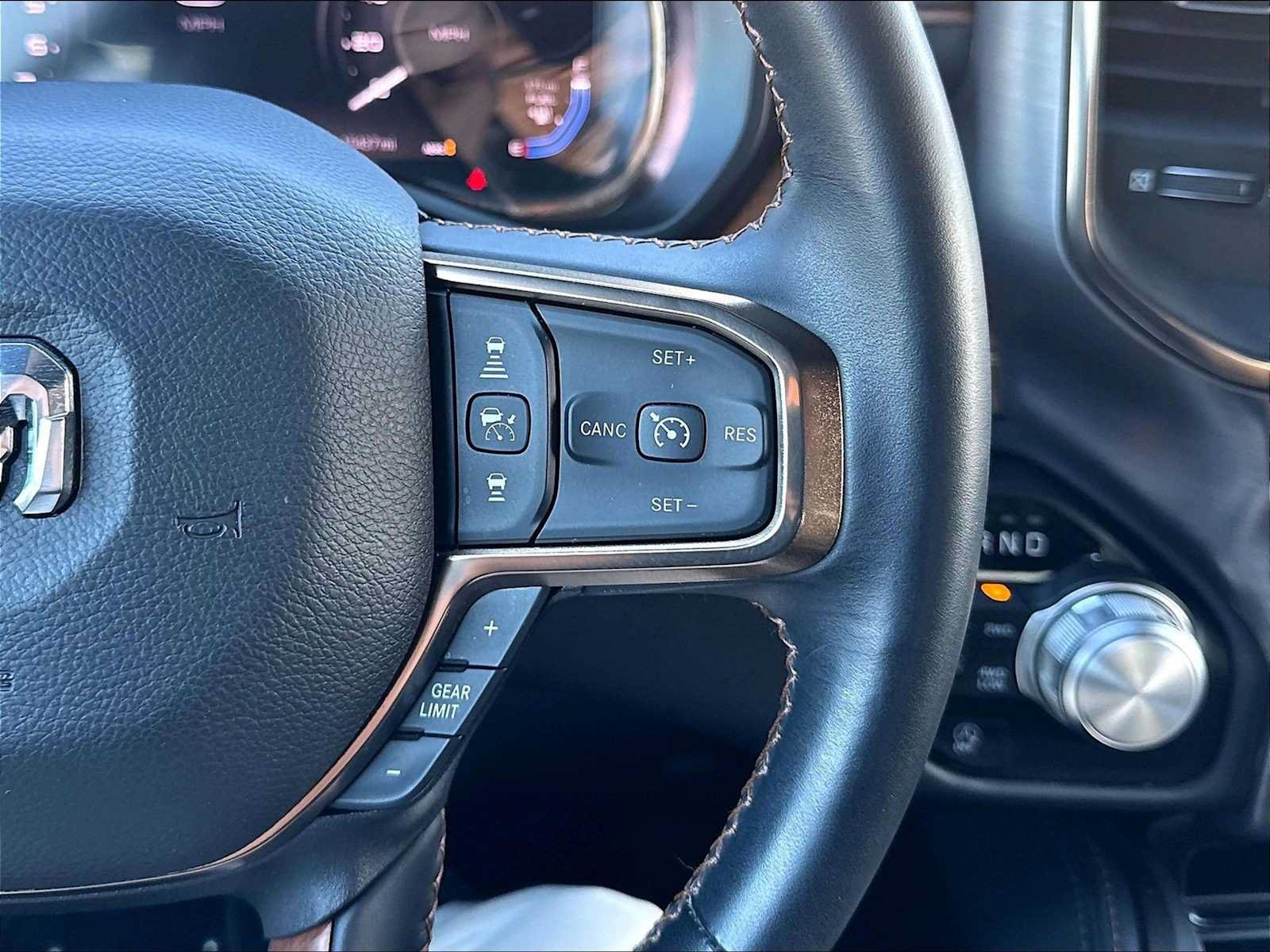 Used 2024 RAM 1500 Limited AWD/4WD image 18