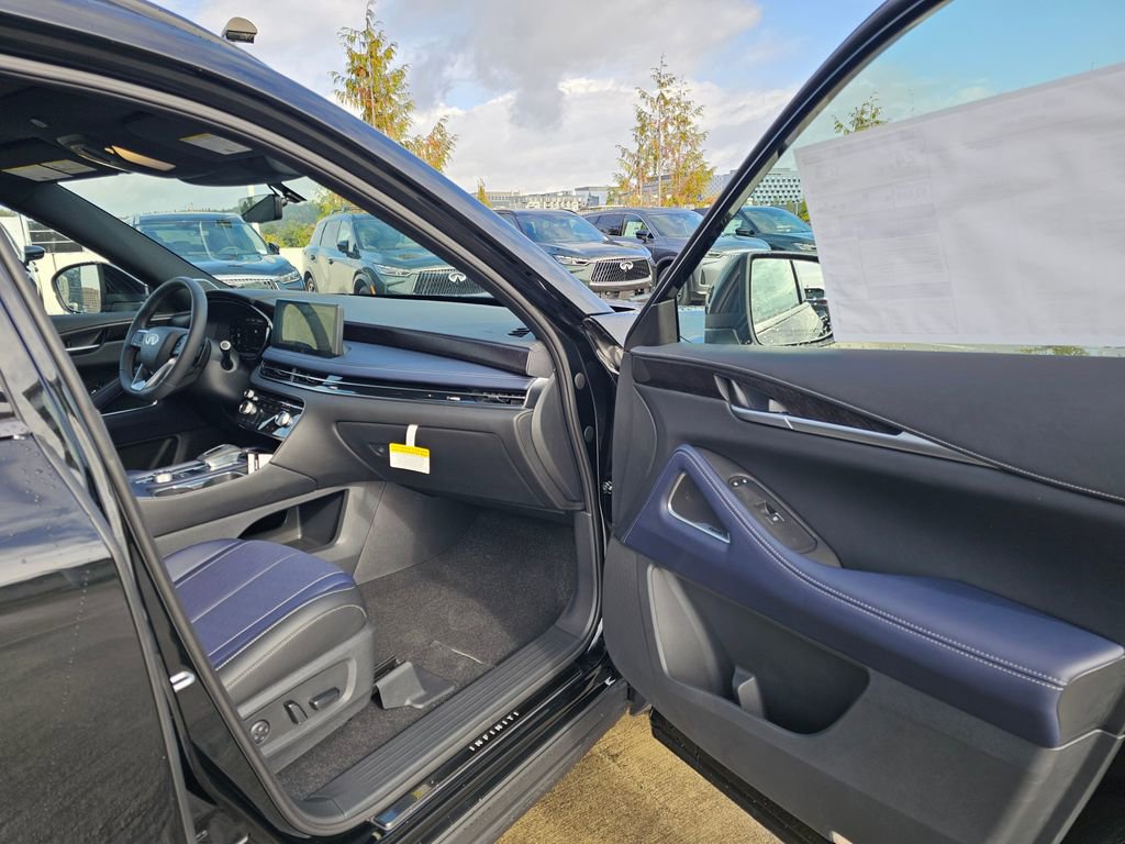 New 2026 INFINITI QX60 Sport image 13