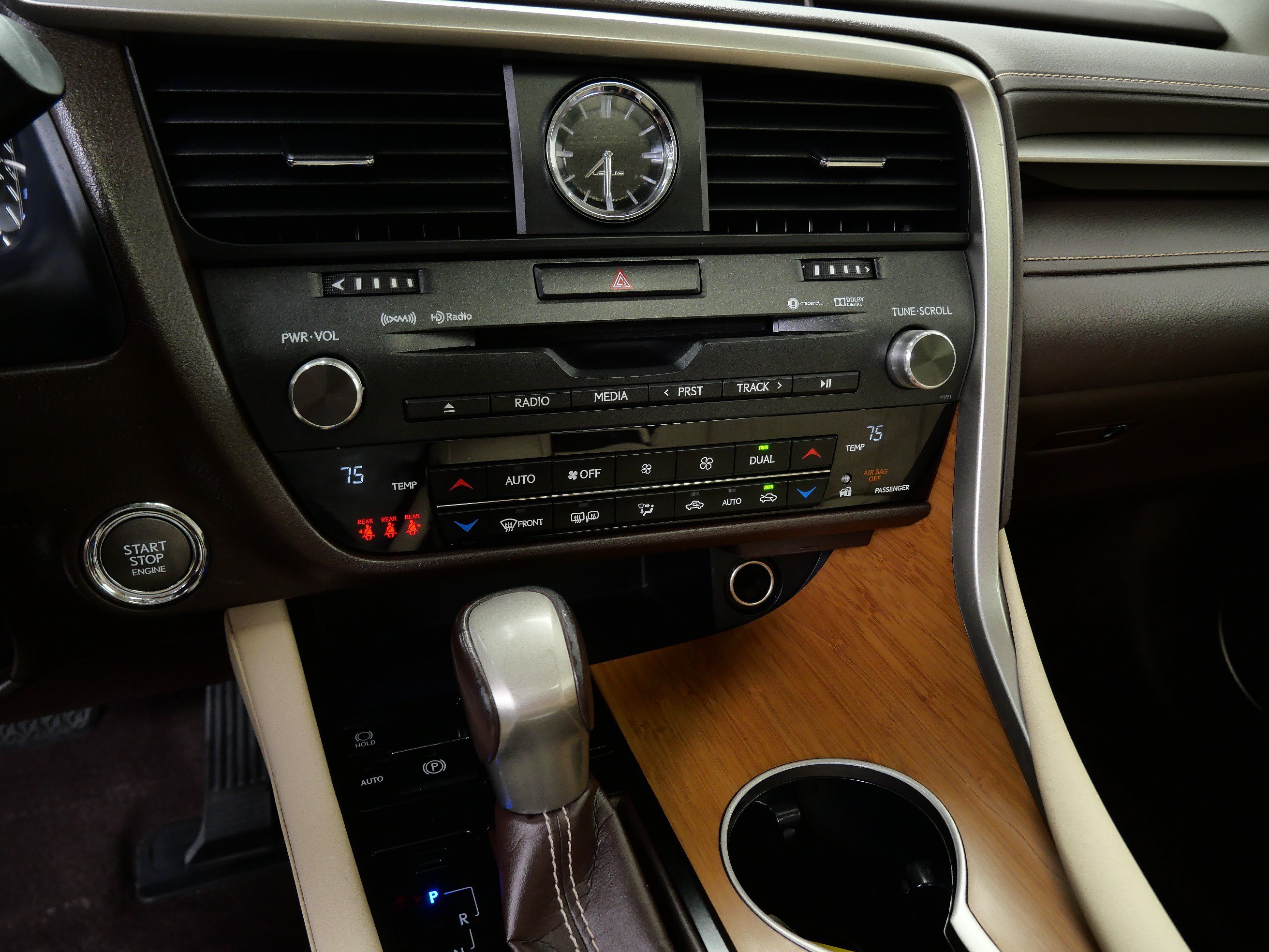 Used 2019 Lexus RX 350 AWD w/ Navigation Package image 19