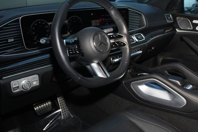 Used 2024 Mercedes-Benz GLS 450 4MATIC image 15