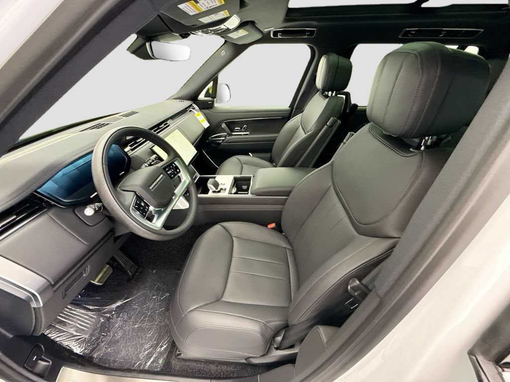 New 2026 Land Rover Range Rover Long Wheelbase SE AWD/4WD image 18