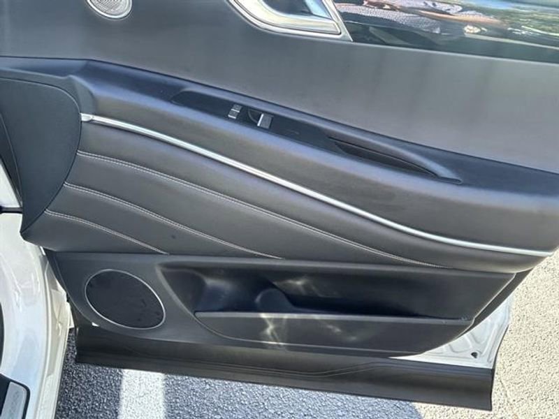 Used 2025 Genesis GV80 2.5T Standard image 25