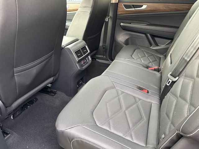 New 2026 Volkswagen Atlas SE image 38