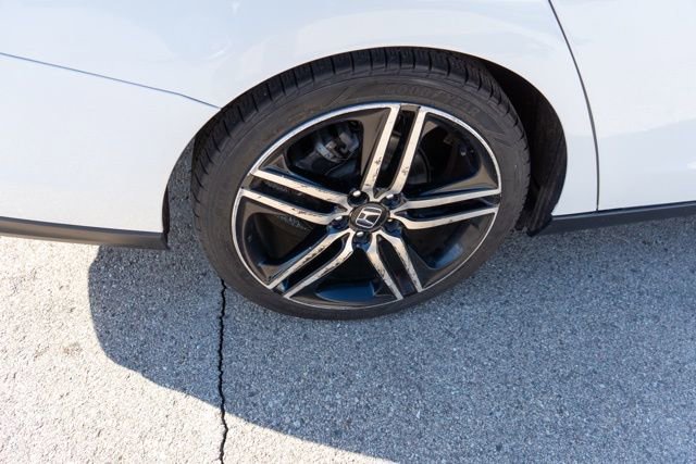 Used 2023 Honda Accord Sport image 7