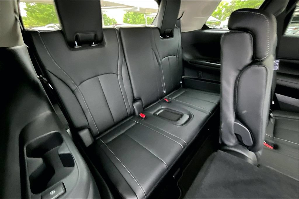 Certified 2026 INFINITI QX60 Pure FWD image 38