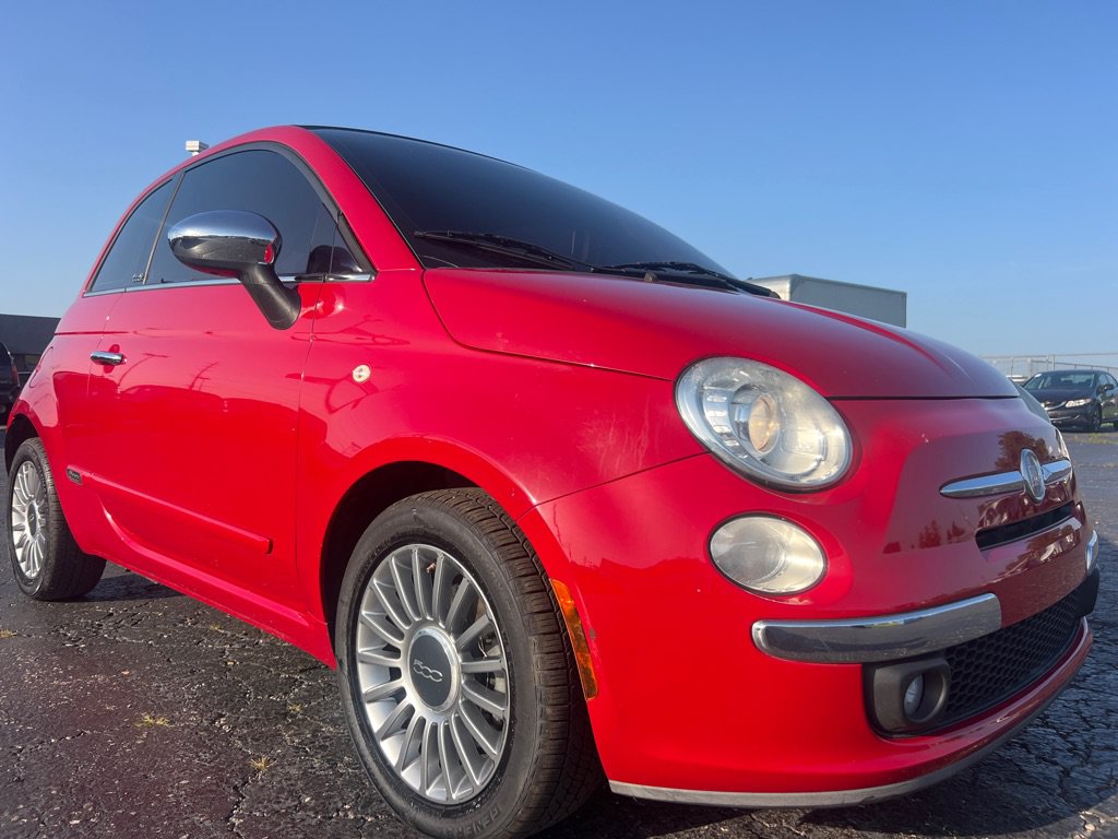 Used 2012 FIAT 500 Lounge w/ Luxury Leather Pkg FWD image 1