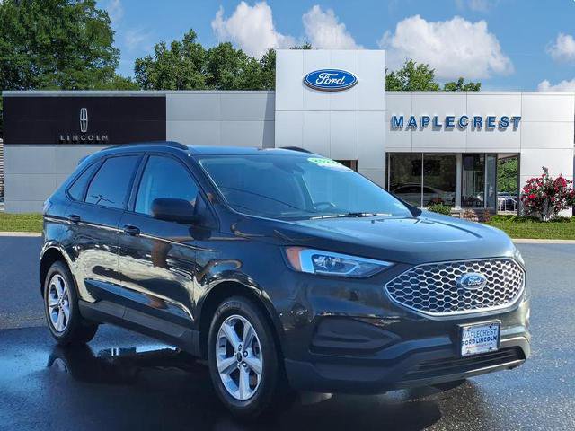 Certified 2024 Ford Edge SE image 1
