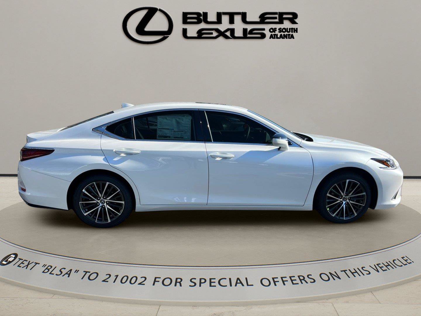 Used 2025 Lexus ES 350 w/ Premium Package FWD image 4