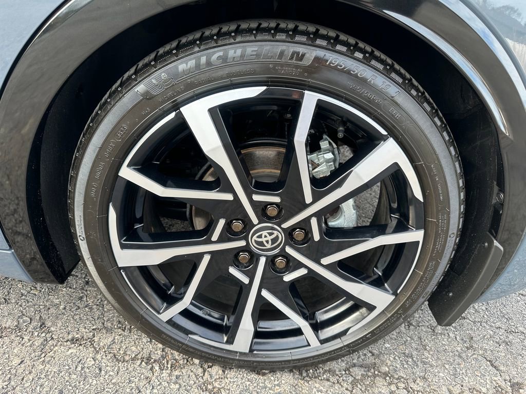 Used 2024 Toyota Prius Prime FWD image 37
