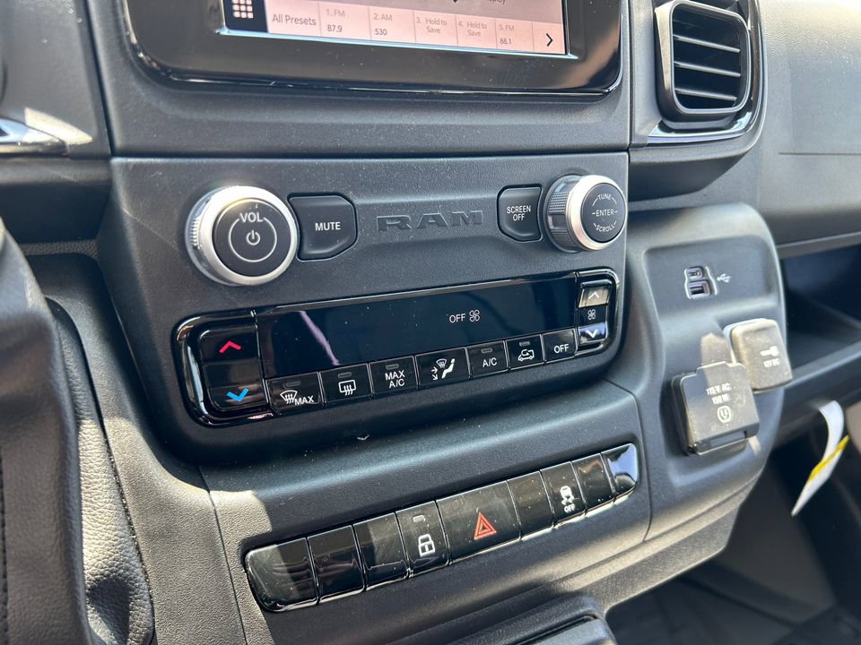New 2024 RAM ProMaster 2500 w/ Convenience Group image 25