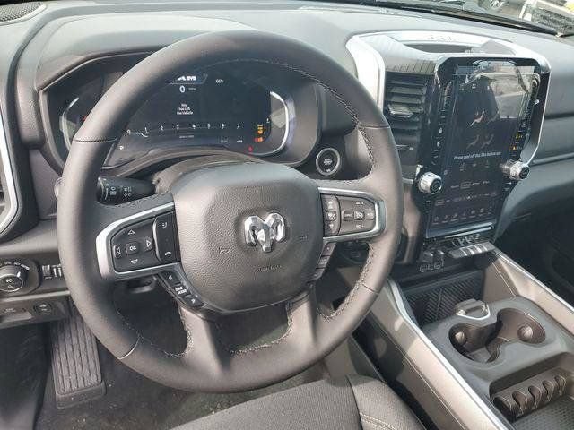 New 2026 RAM 1500 Big Horn AWD/4WD image 18