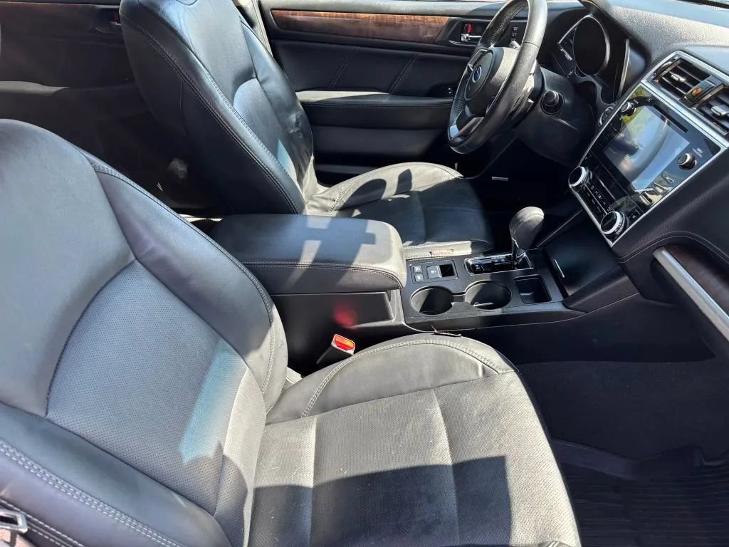 Used 2019 Subaru Outback 2.5i Limited AWD/4WD image 19