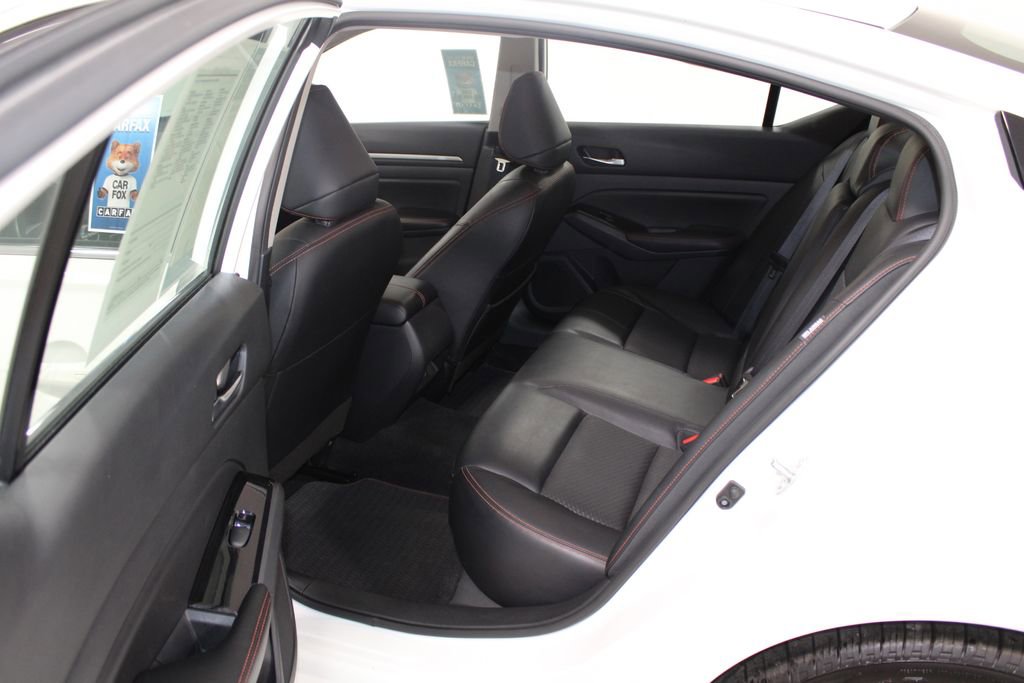 Used 2024 Nissan Altima 2.5 SR image 23