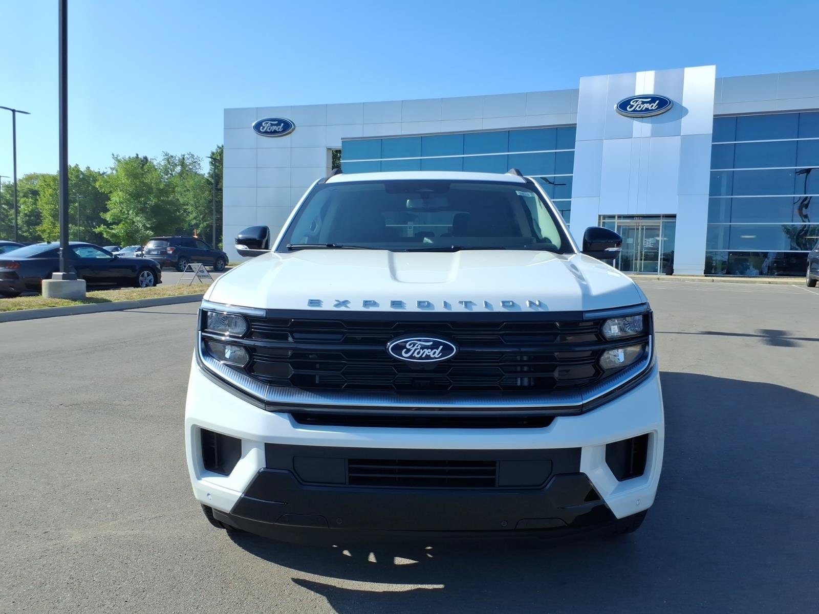 New 2027 Ford Expedition Max Platinum w/ Platinum Ultimate Package AWD/4WD image 8