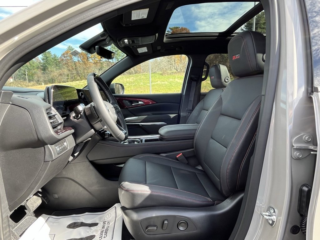 New 2026 Chevrolet Traverse Z71 w/ Enhanced Driving Package image 14