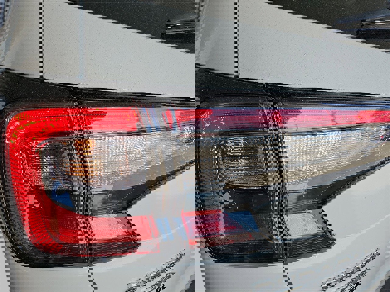 New 2025 Subaru Outback Premium image 34