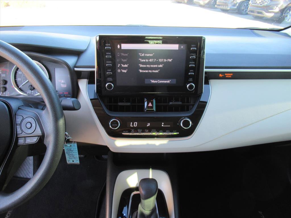 Used 2020 Toyota Corolla LE image 20