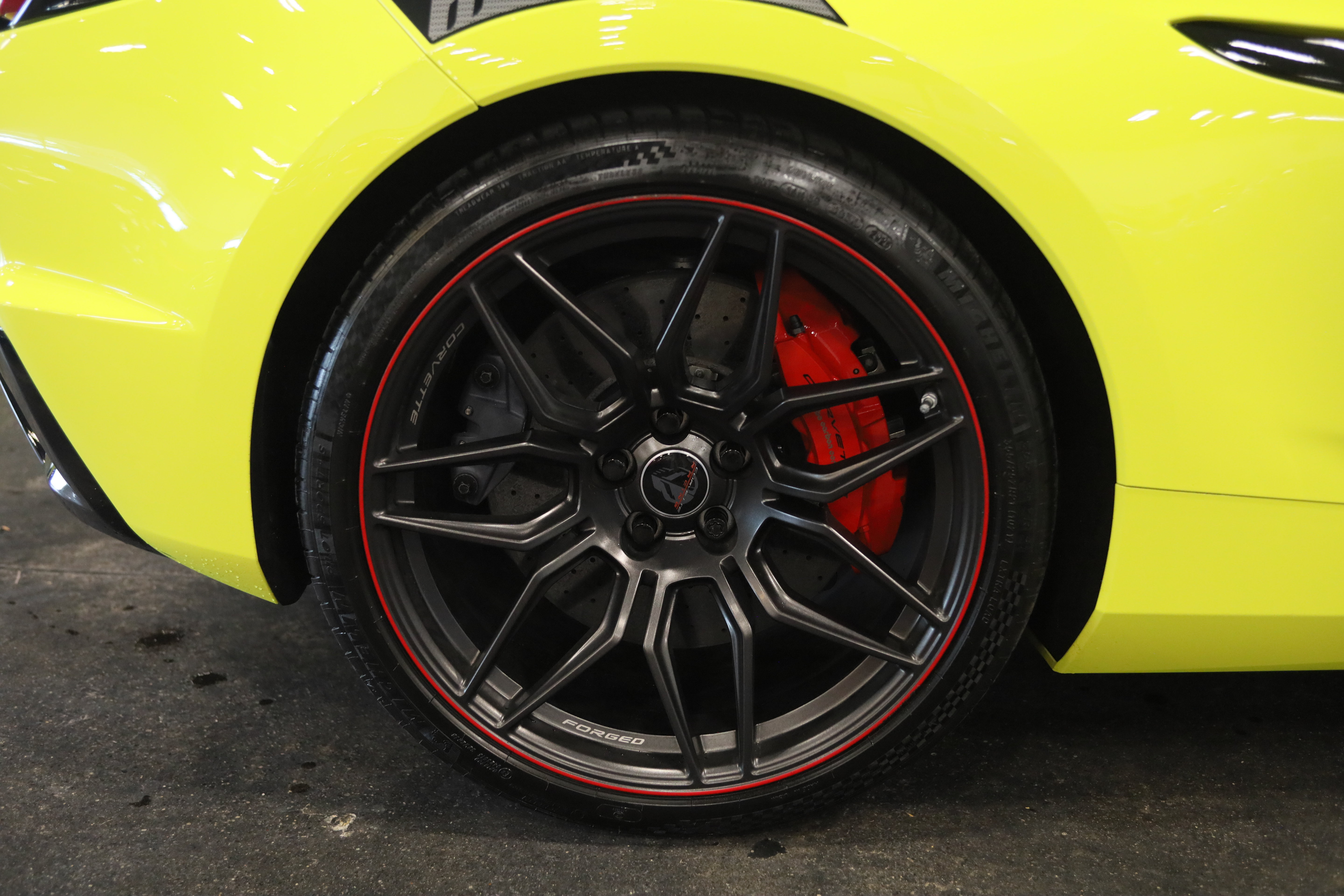 Used 2023 Chevrolet Corvette Z06 w/ Z07 Performance Package RWD image 15