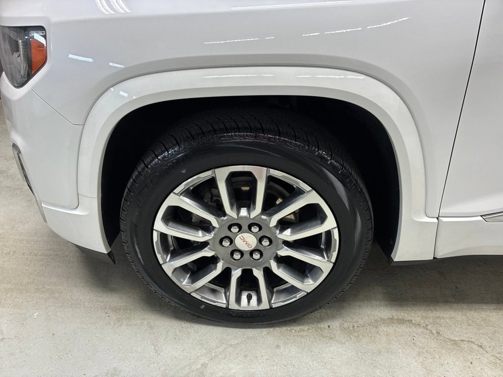 Used 2021 GMC Acadia Denali w/ Denali Technology Package AWD/4WD image 32