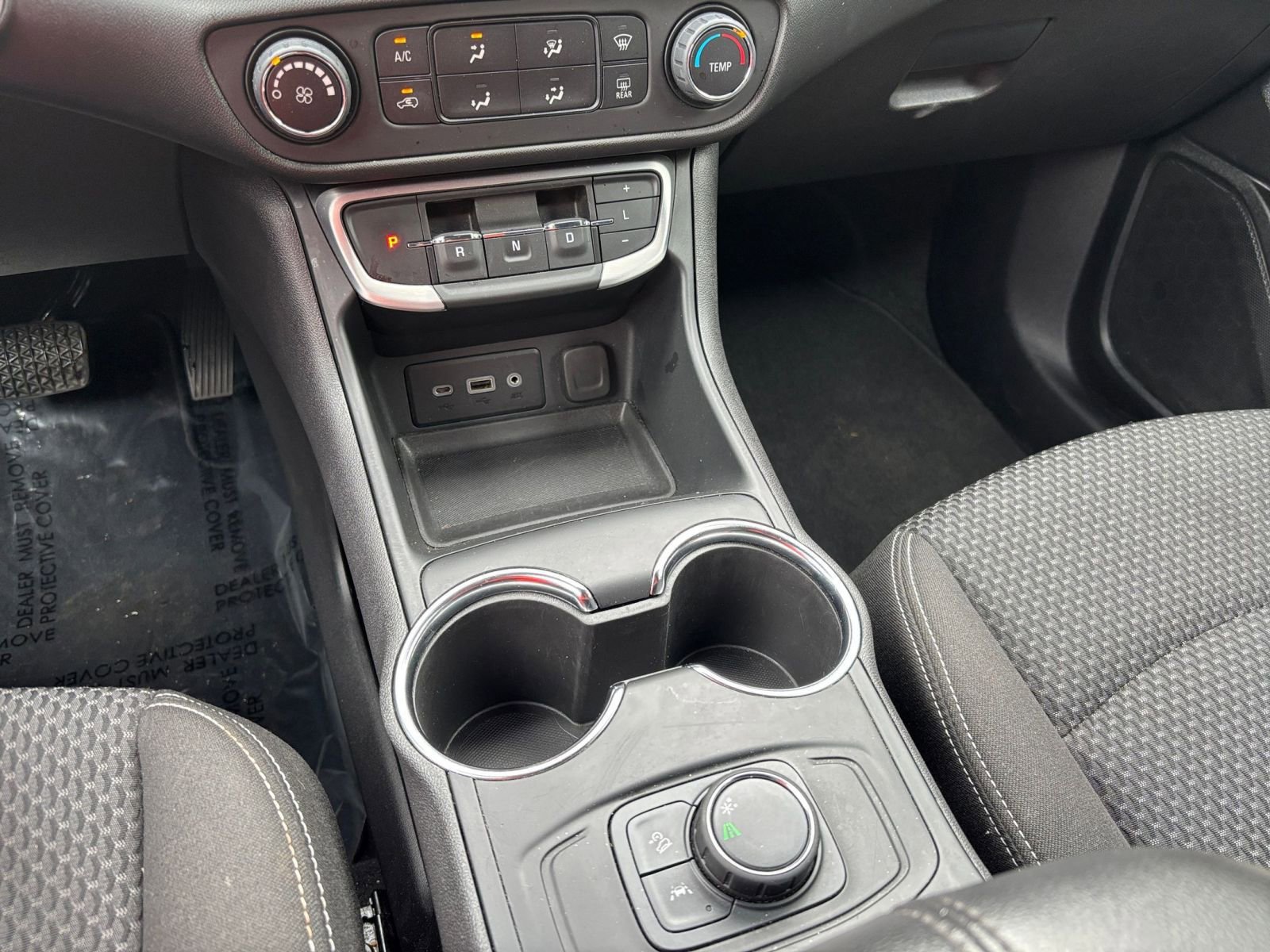 Used 2024 GMC Terrain SLE FWD image 40