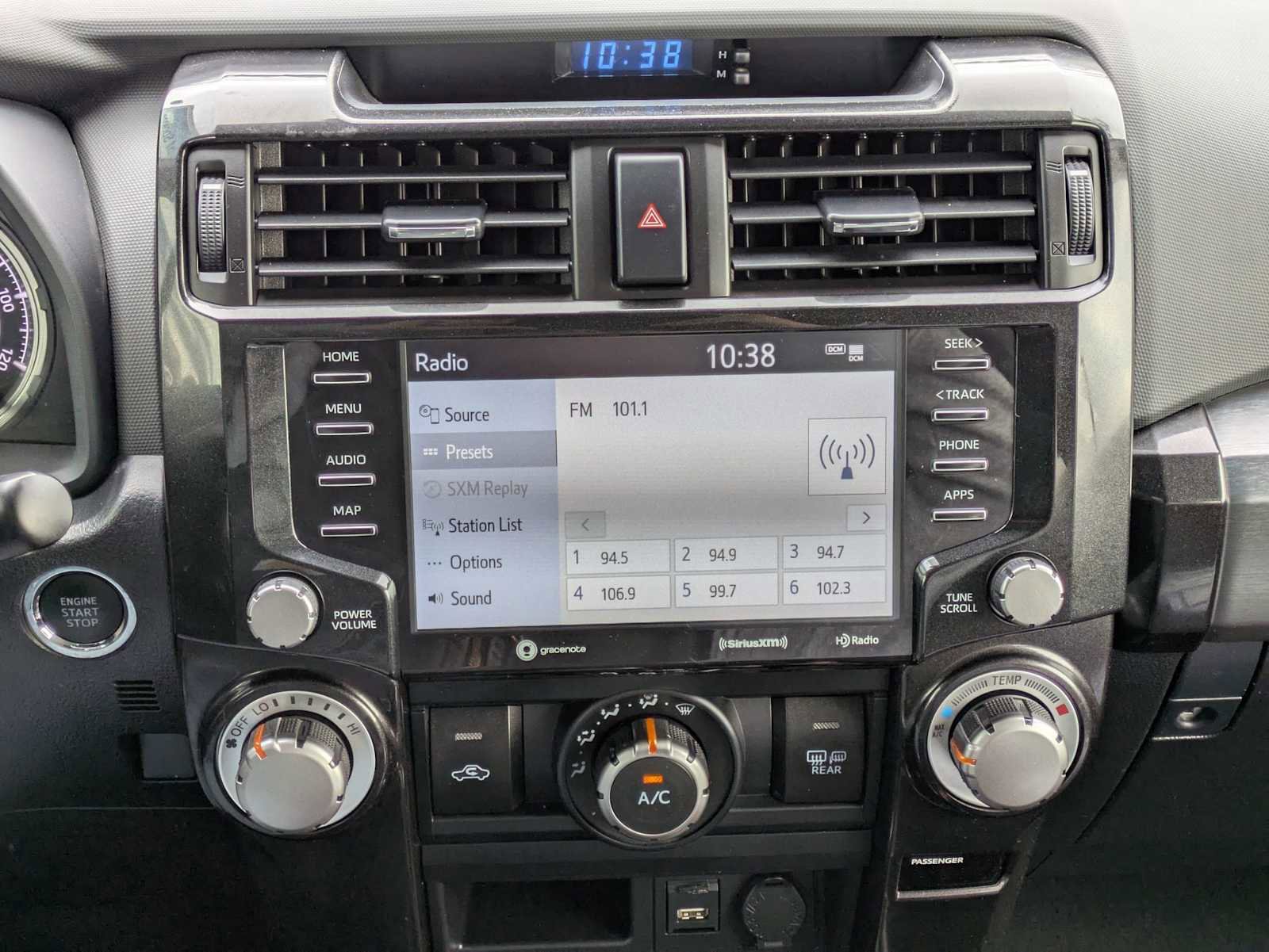 Used 2024 Toyota 4Runner TRD Off-Road image 27