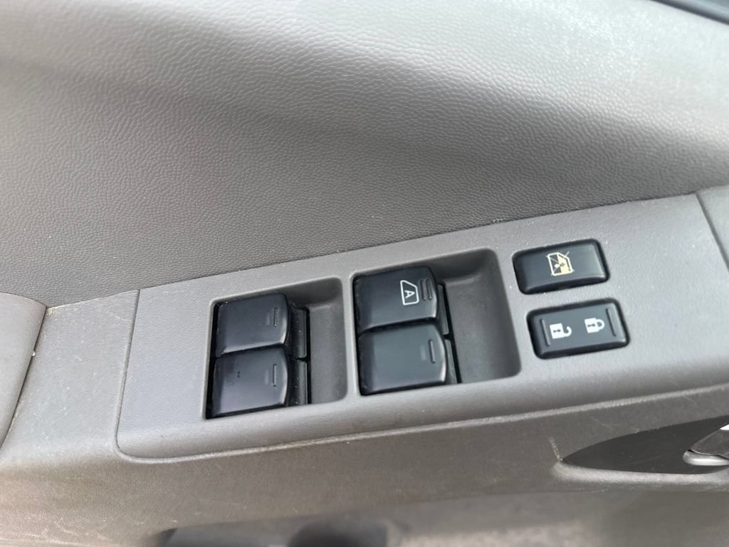 Used 2019 Nissan Frontier SV AWD/4WD image 7