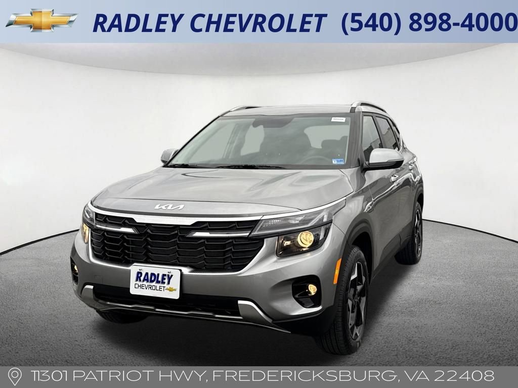 Used 2025 Kia Seltos EX image 1