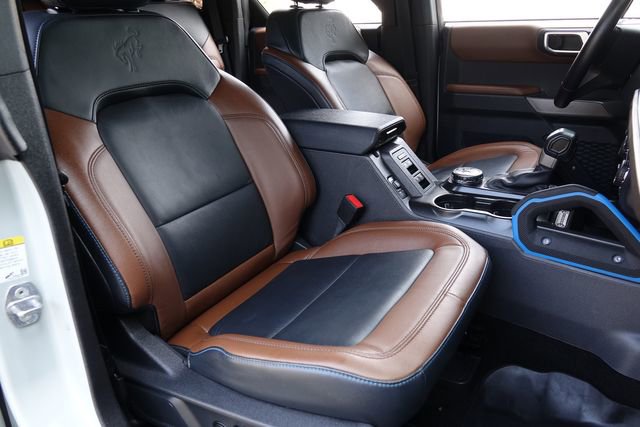 Used 2023 Ford Bronco Outer Banks image 12