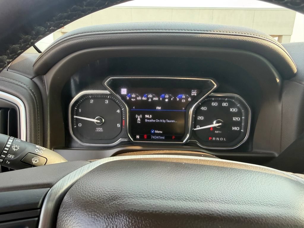 Used 2023 GMC Sierra 3500 Denali w/ Denali Ultimate Package AWD/4WD image 33