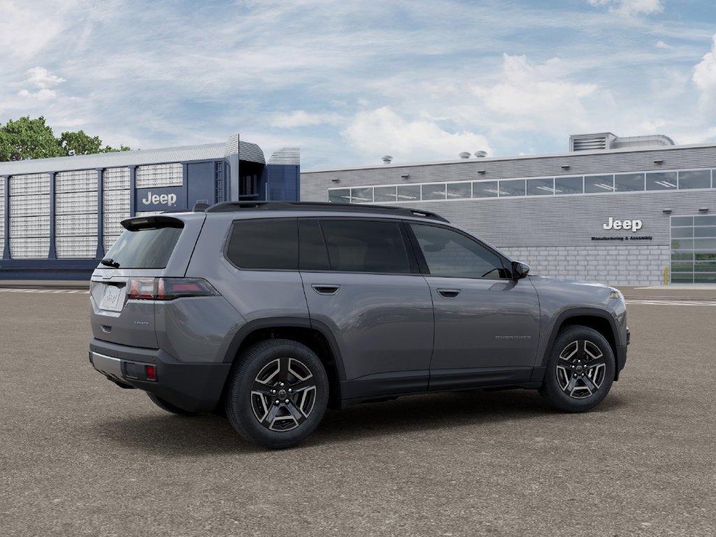 New 2027 Jeep Cherokee Laredo w/ Trailer Tow Group AWD/4WD image 4