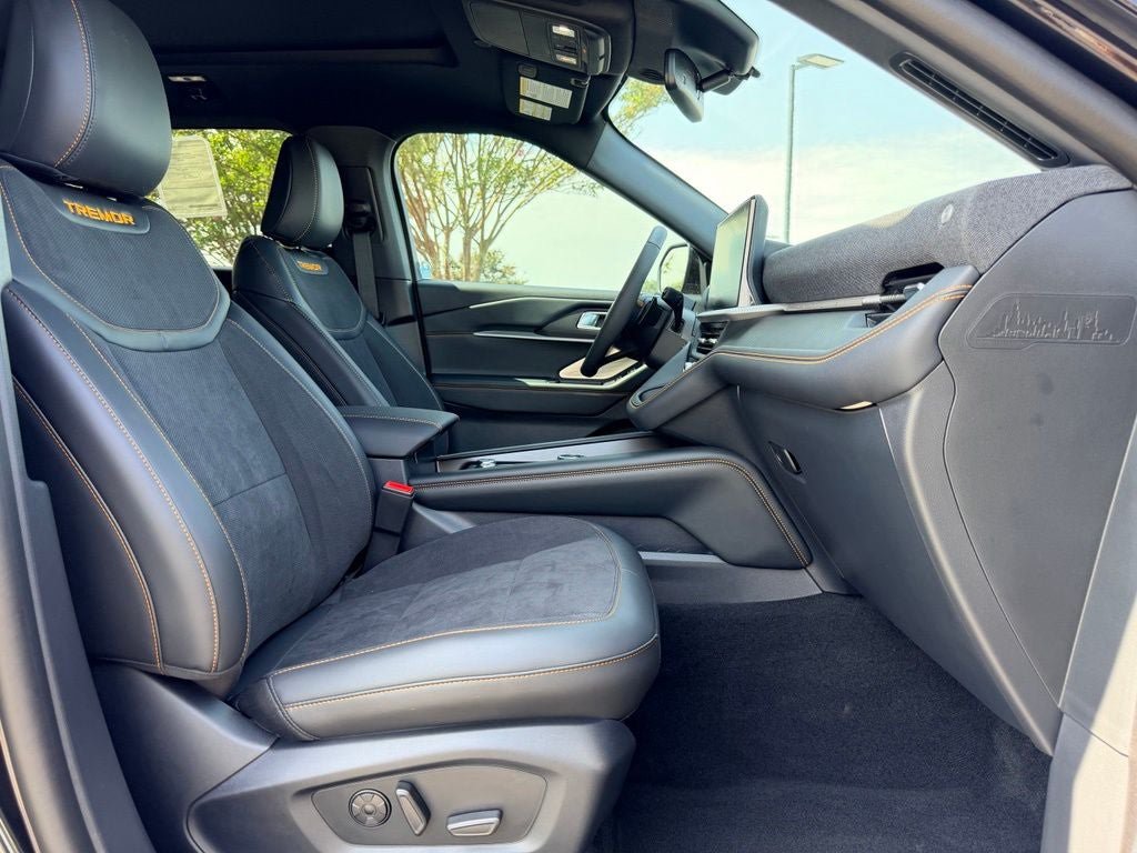New 2026 Ford Explorer Tremor w/ Tremor Ultimate Package AWD/4WD image 7