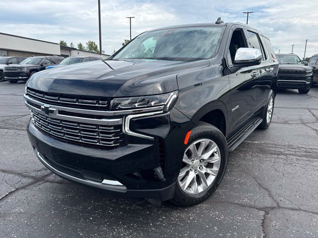 Used 2021 Chevrolet Tahoe Premier w/ Premium Package AWD/4WD image 2