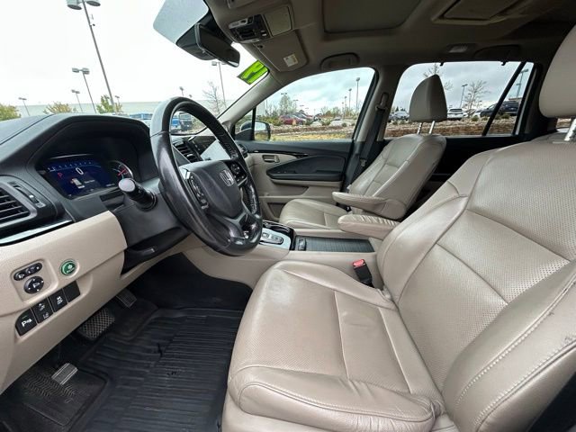 Used 2019 Honda Pilot Elite image 14