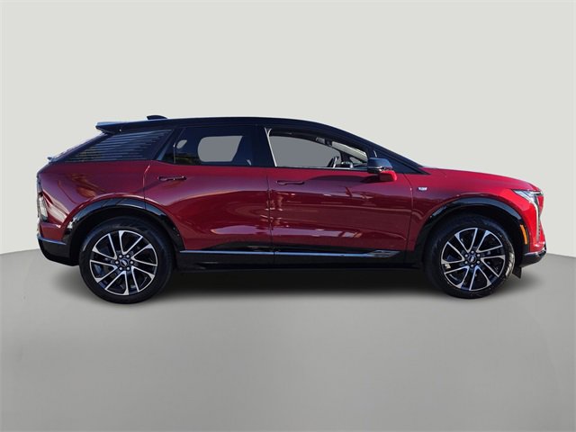 New 2025 Cadillac Optiq Sport 1 image 7