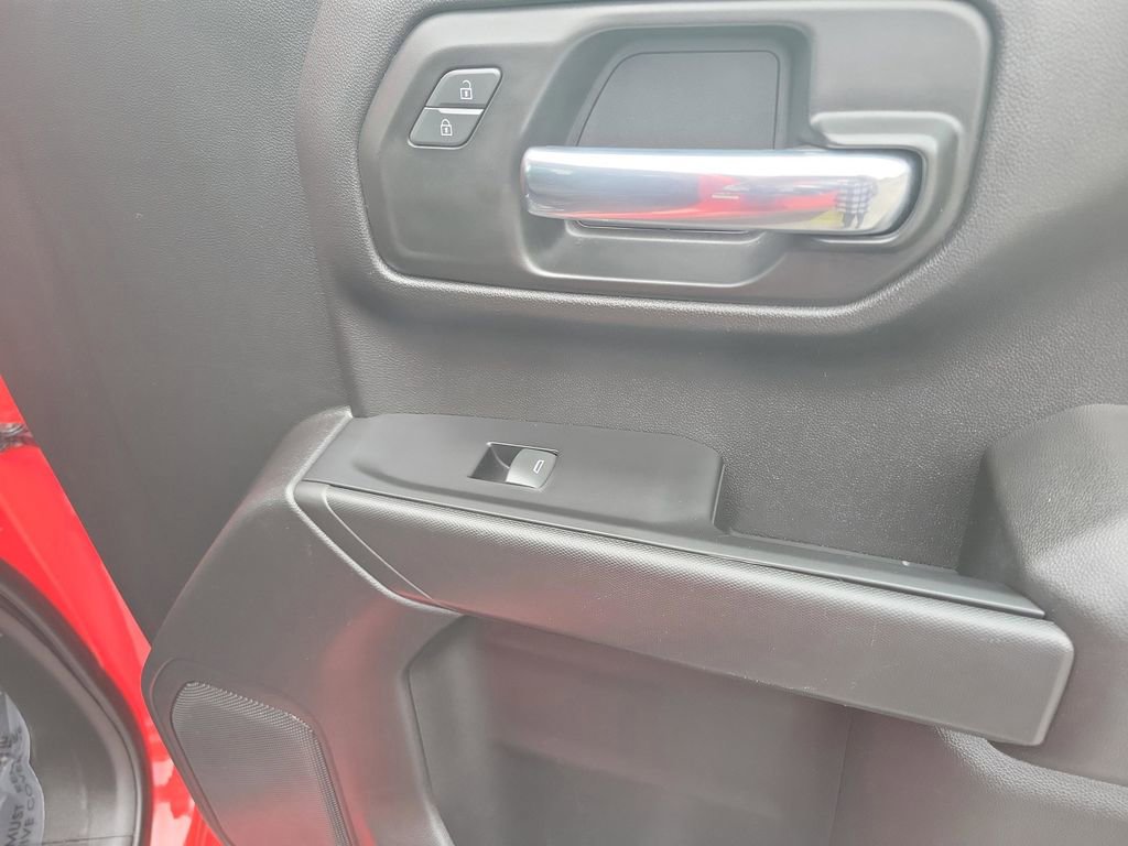 Used 2023 Chevrolet Silverado 1500 Custom image 22