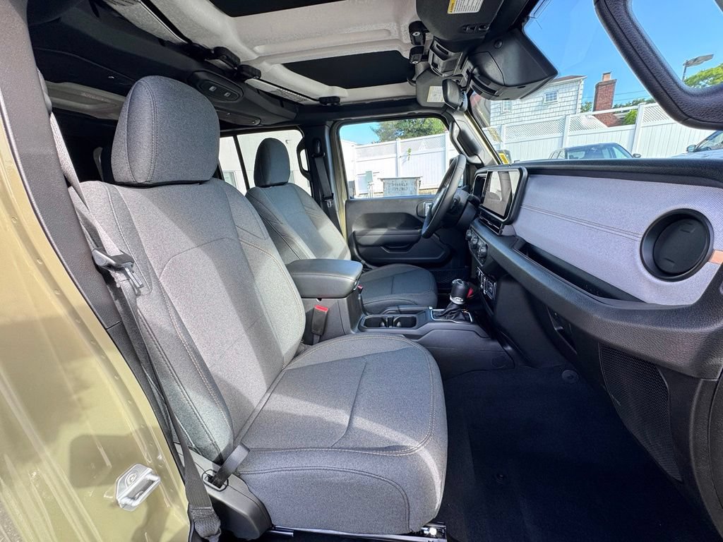 New 2026 Jeep Wrangler Unlimited Sport AWD/4WD image 18