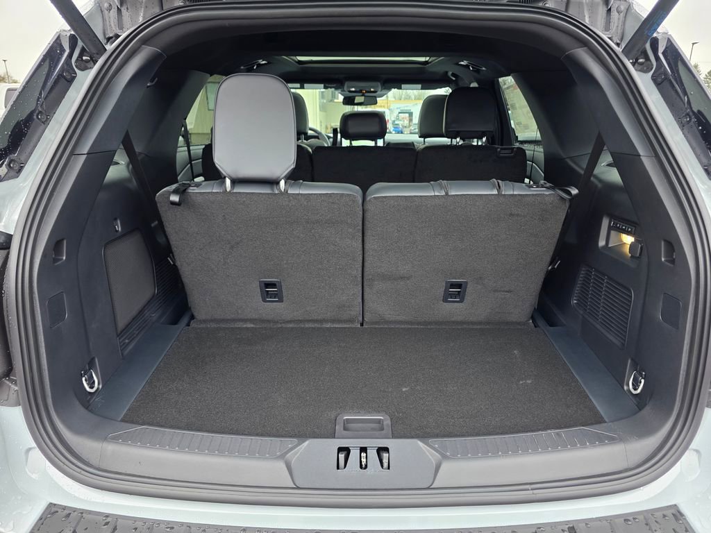 New 2026 Ford Explorer ST w/ Sun And Sound Package image 31