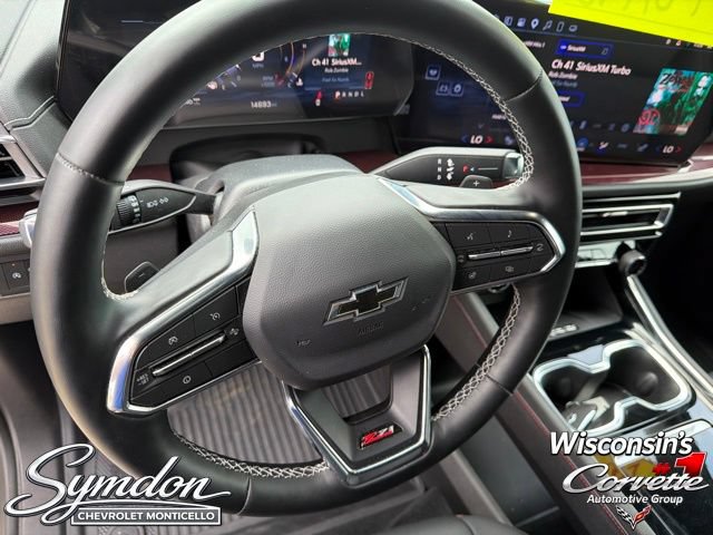 Used 2025 Chevrolet Traverse Z71 w/ LPO, Illumination Package AWD/4WD image 12
