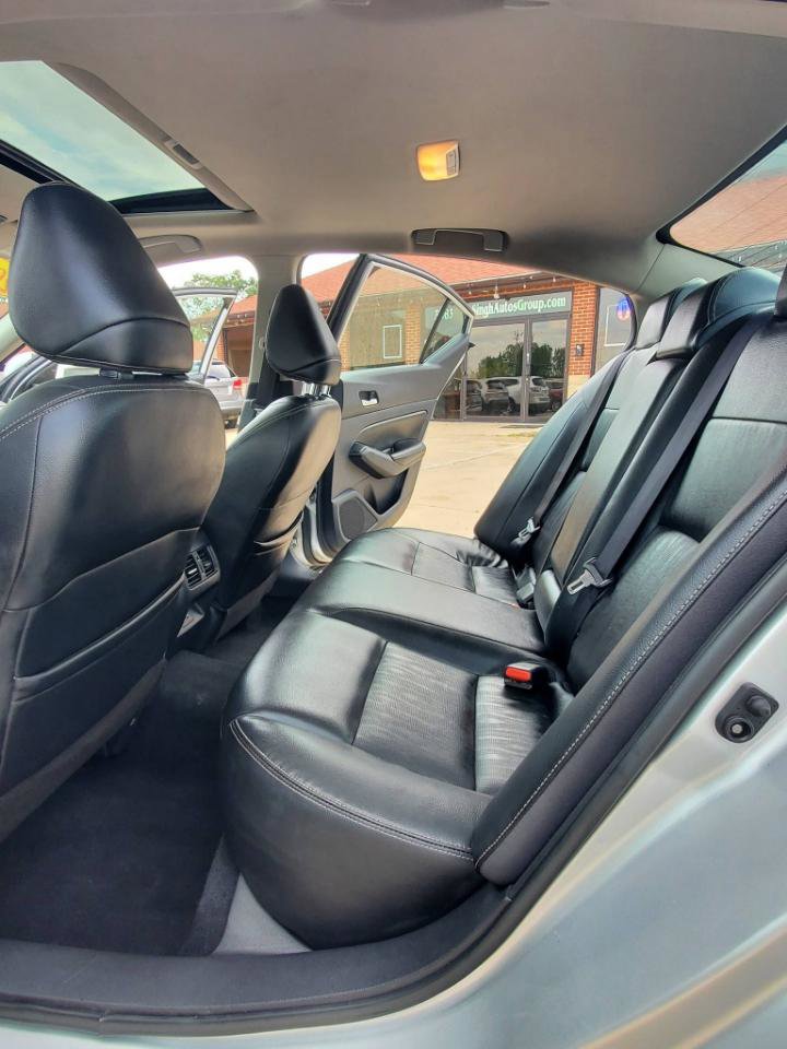 Used 2019 Nissan Altima 2.5 SL FWD image 17
