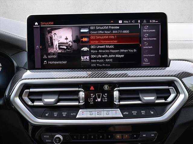 Used 2023 BMW X4 M40i AWD/4WD image 17