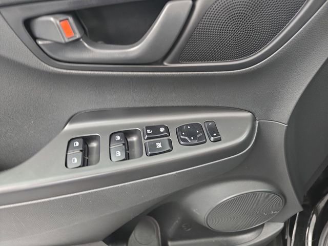 Used 2020 Hyundai Kona SEL Plus FWD image 25