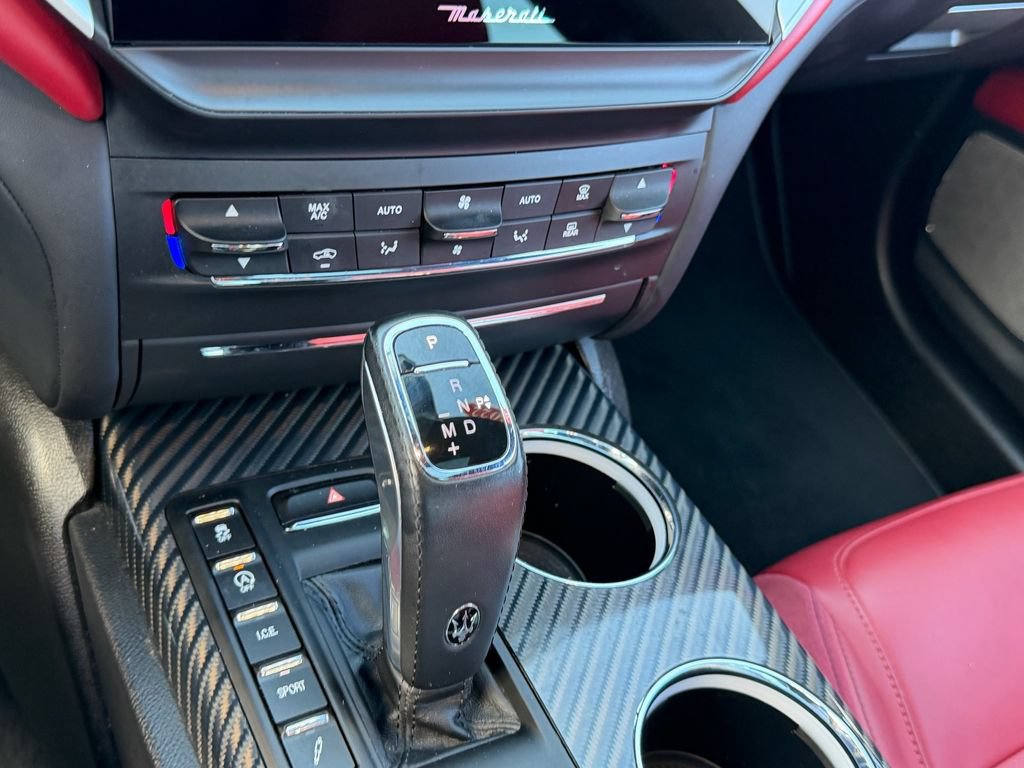 Used 2022 Maserati Ghibli Modena RWD image 21