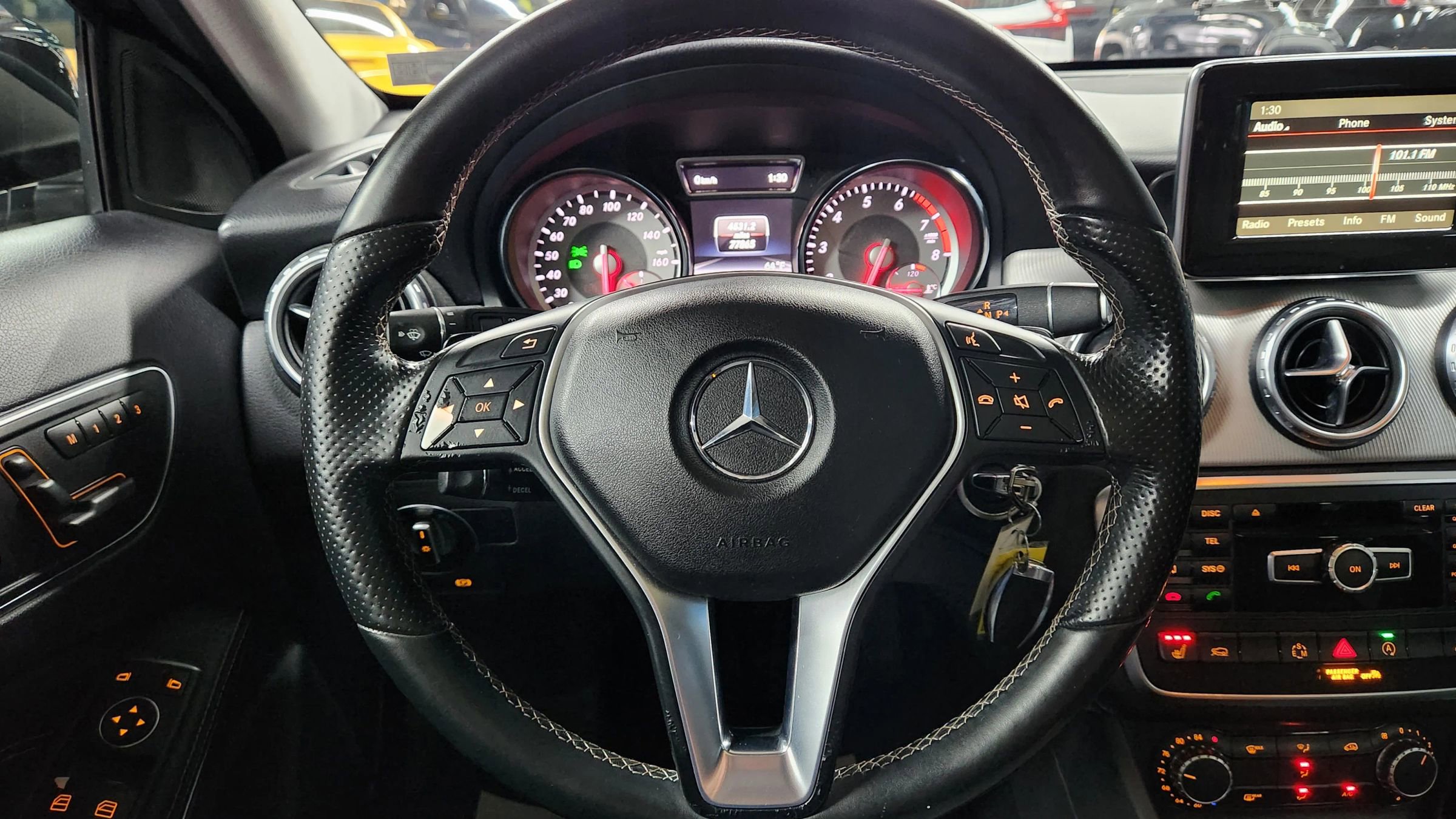 Used 2015 Mercedes-Benz GLA 250 4MATIC image 22