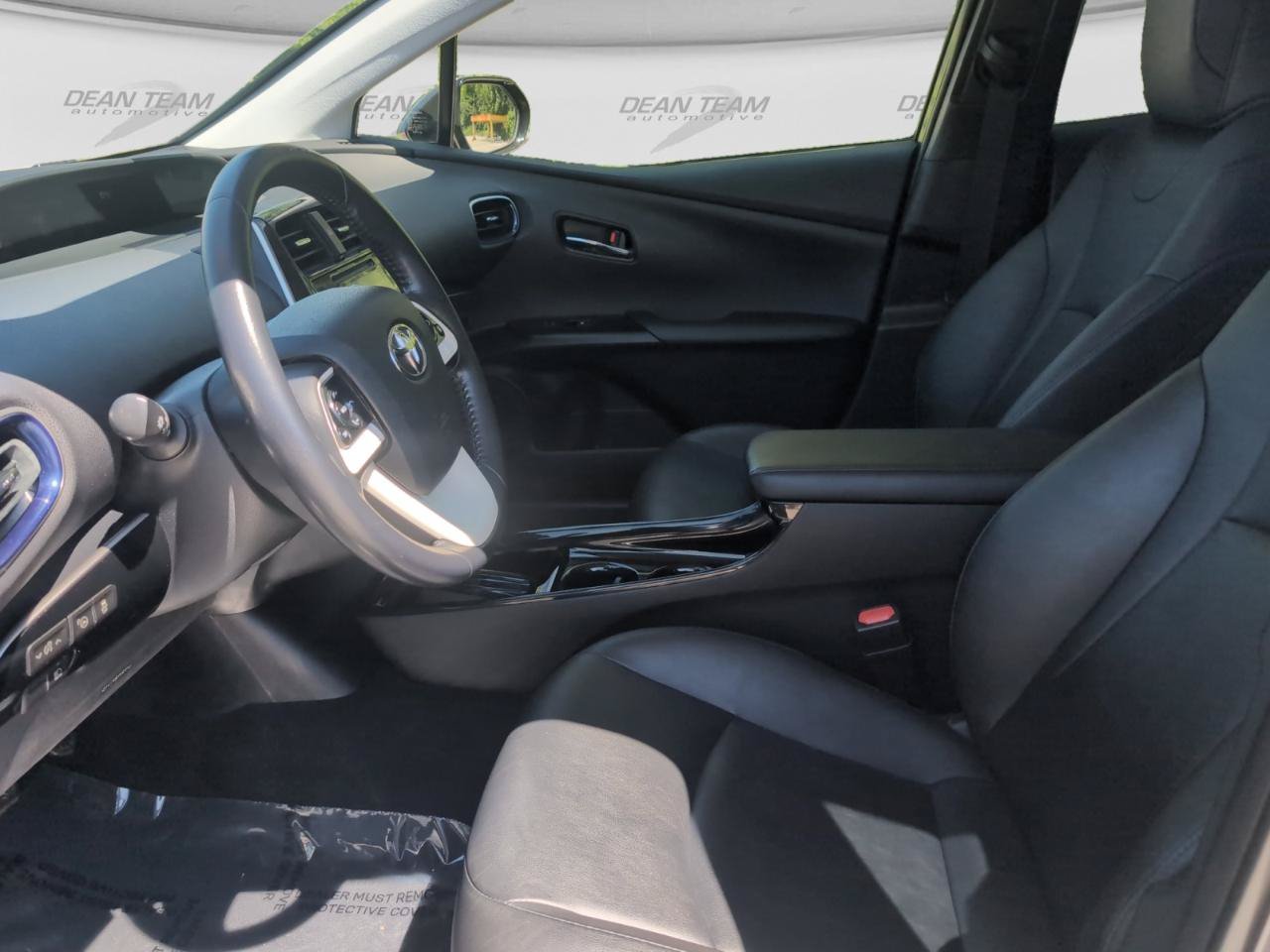 Used 2017 Toyota Prius Three Touring FWD image 13