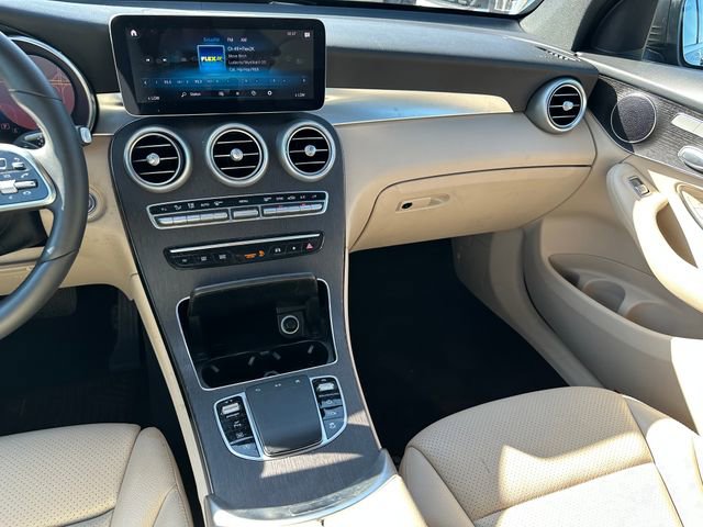 Used 2021 Mercedes-Benz GLC 300 4MATIC w/ Driver Assistance Package image 20