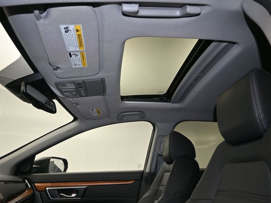 Used 2022 Honda CR-V Touring image 16