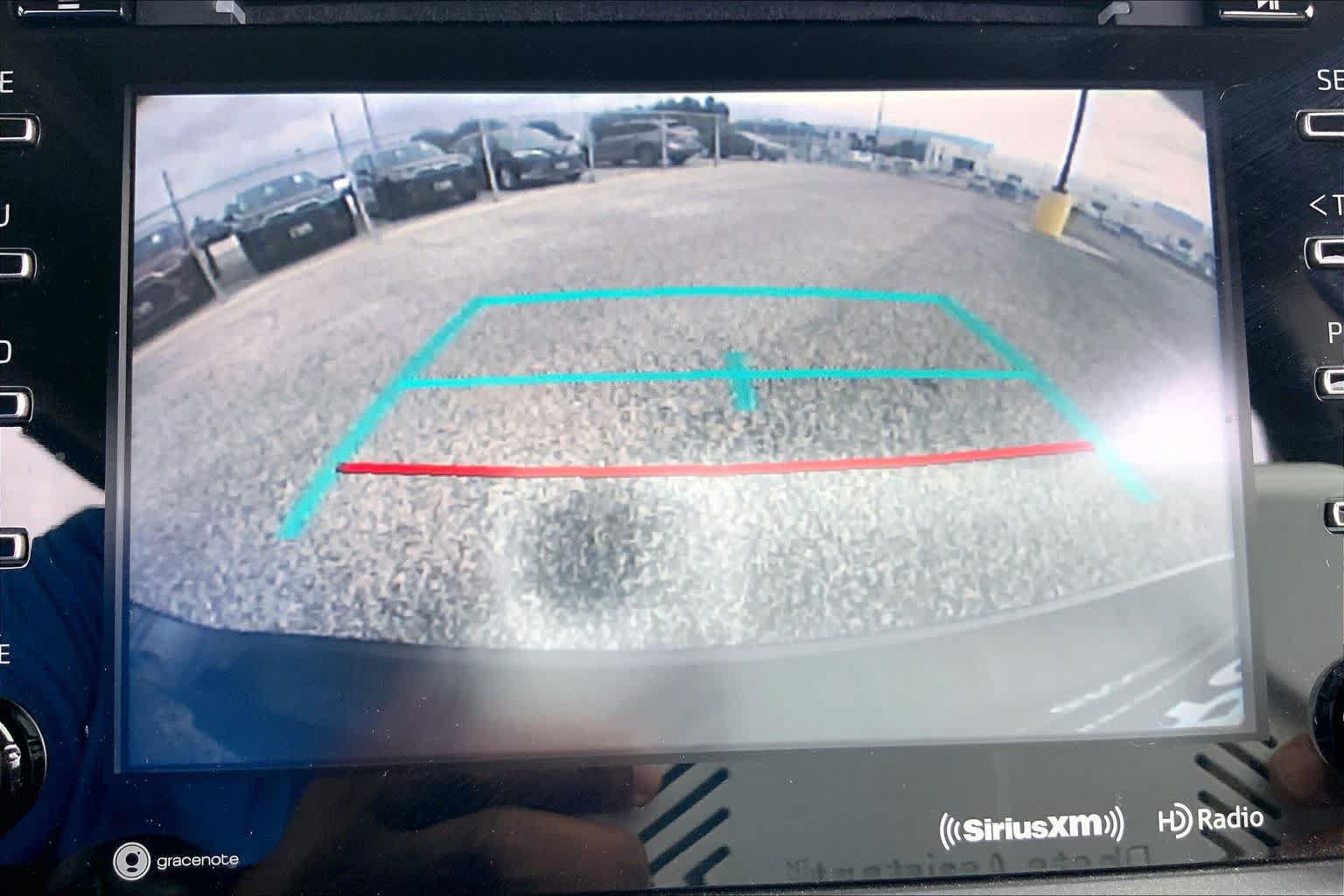 Used 2020 Toyota Sienna XLE Premium FWD image 26