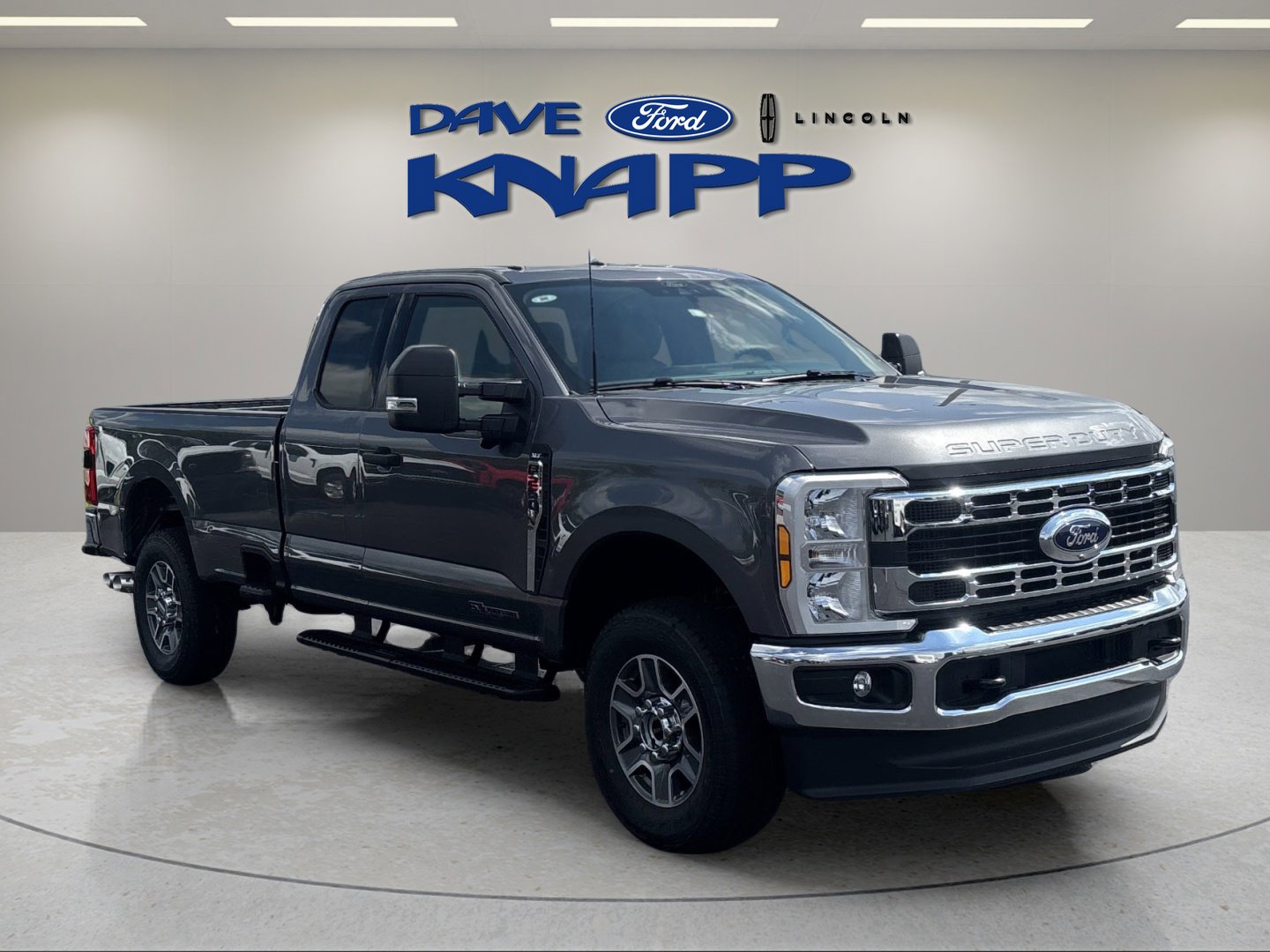 New 2025 Ford F250 XLT image 1