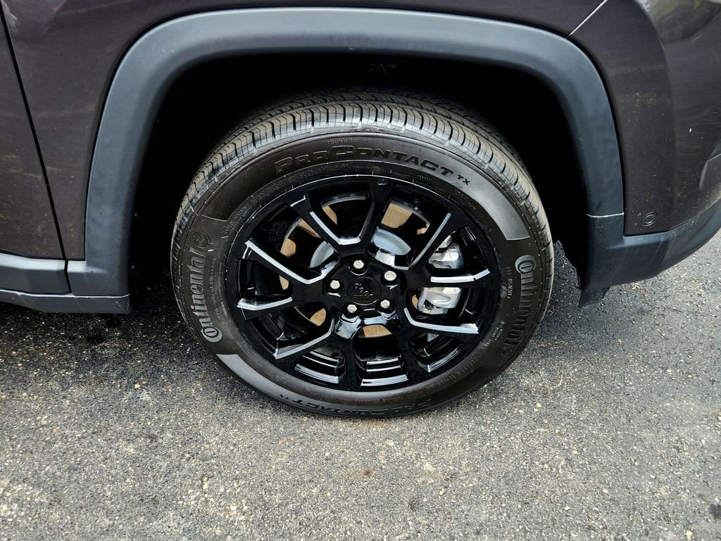 Used 2024 Jeep Compass Latitude w/ Convenience Group image 9